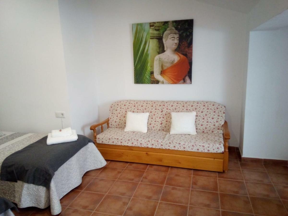 Delicias Hotel Peraltilla Exterior photo